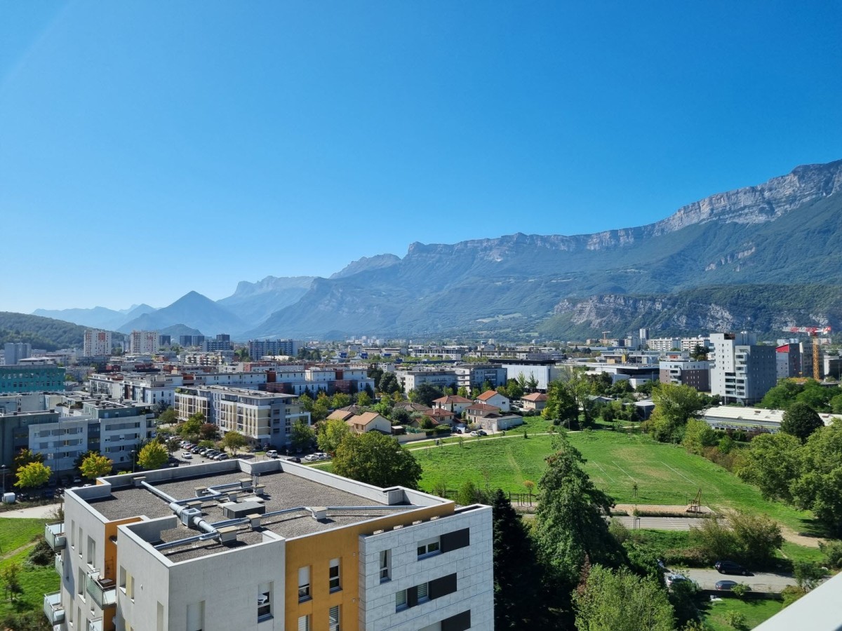 ASR Nettoyage Échirolles - Services de Nettoyage pour Bureaux et Espaces de Travail